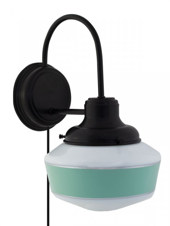 schoolhouse_plug-in-_wall_sconce-576x768.jpg