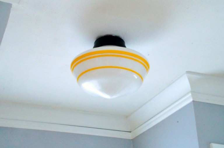 schoolhouse_lighting_flush_mount_light-1024x680-768x510.jpg