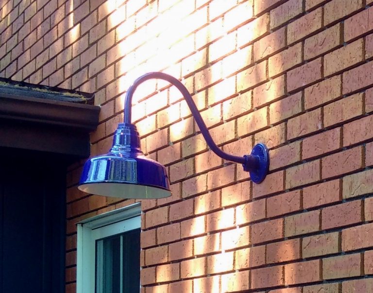 porcelain gooseneck light