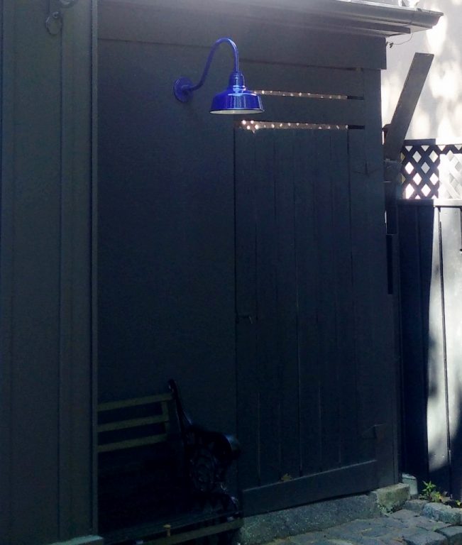 porcelain gooseneck light