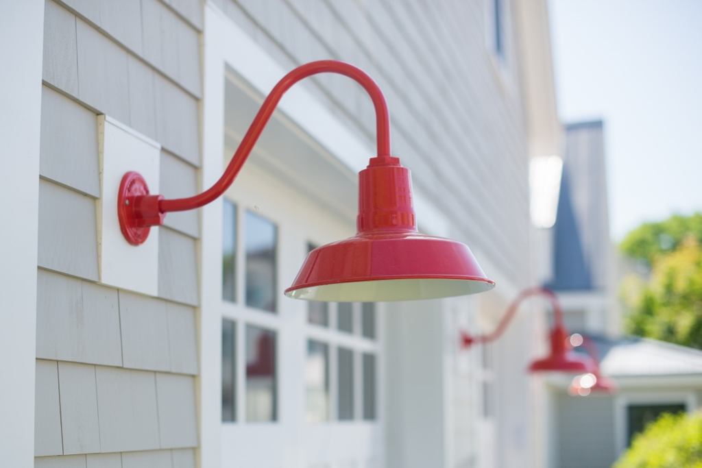 gooseneck barn light