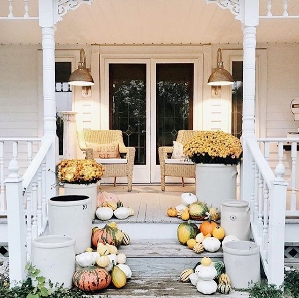 How To Amp Up Curb Appeal in Time for Holiday Entertaining ...