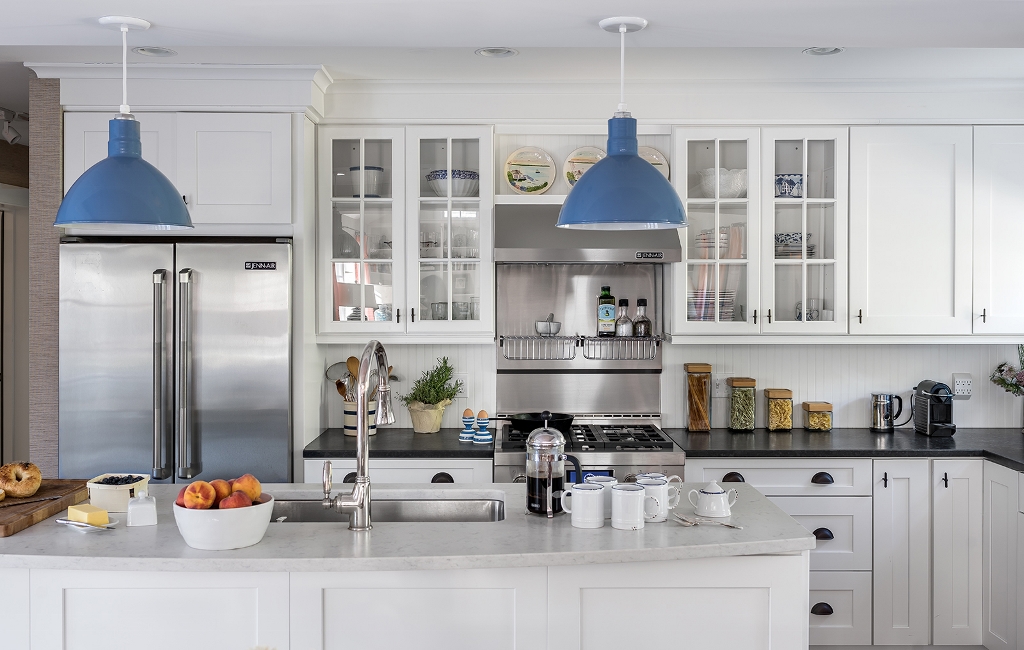 blue pendant kitchen lights