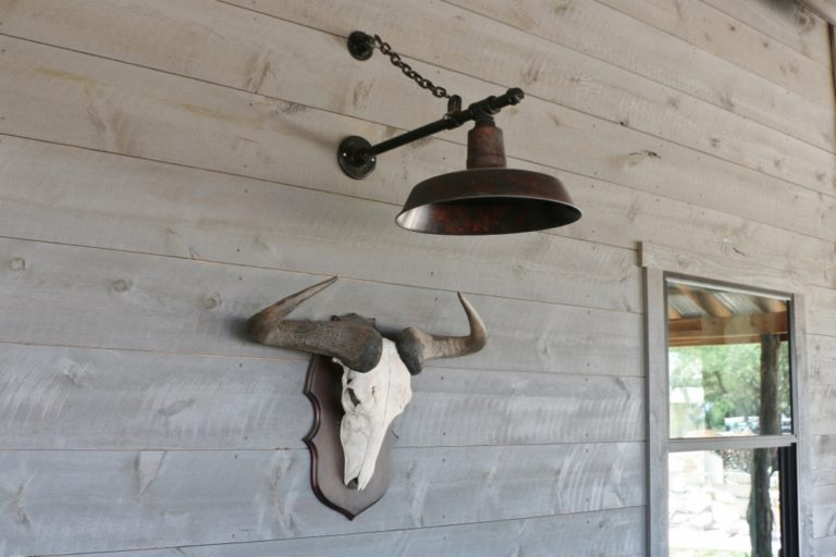 gooseneck barn lights