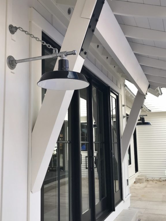 gooseneck barn lights