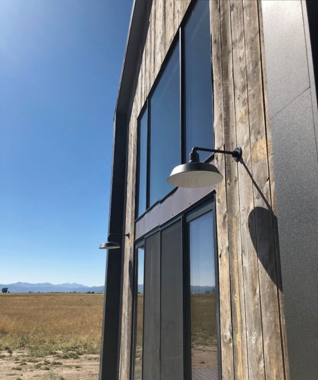 gooseneck barn lights