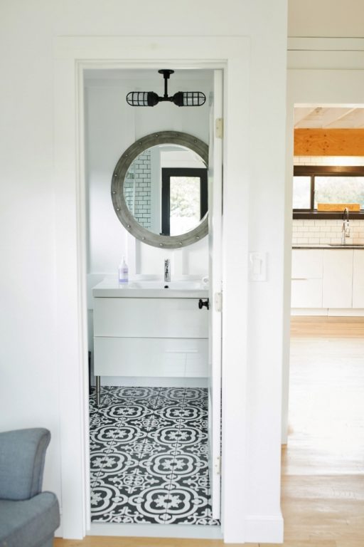 nautical bathroom lighting