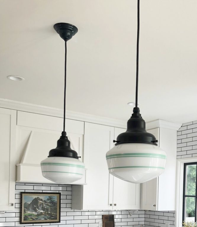 Schoolhouse Pendants Combine Vintage, Modern Details for Kitchen Reno ...