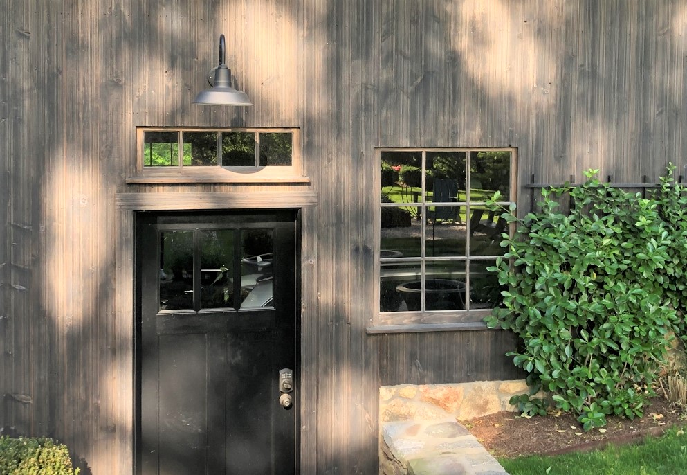 gooseneck barn lighting2