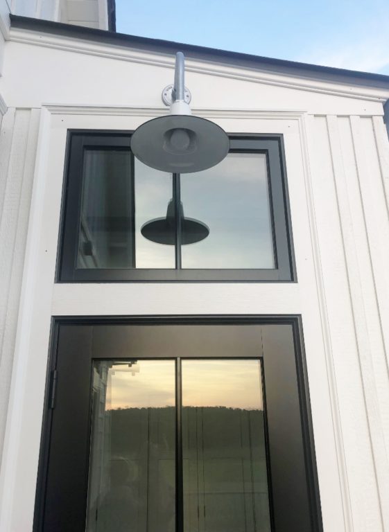 gooseneck barn lights