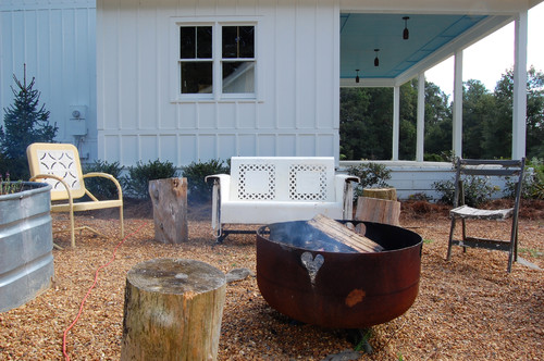 farmhouse-patio.jpg