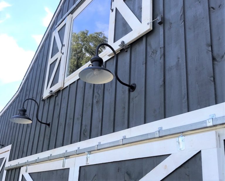 gooseneck_lights_outdoor_lighting-768x616.jpeg