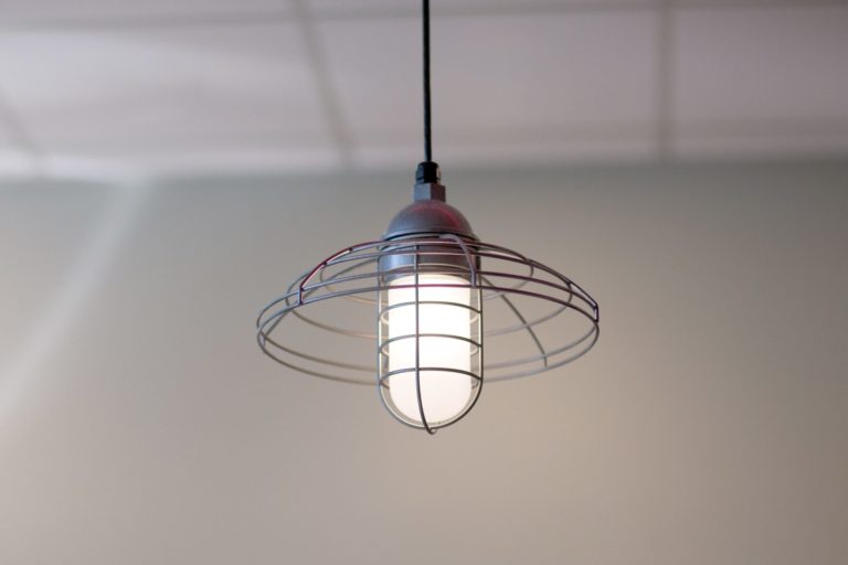industrial_pendant_light_two2-768x512.jpg