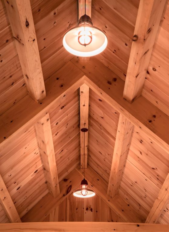 barn_pendant_lighting-558x768.jpg