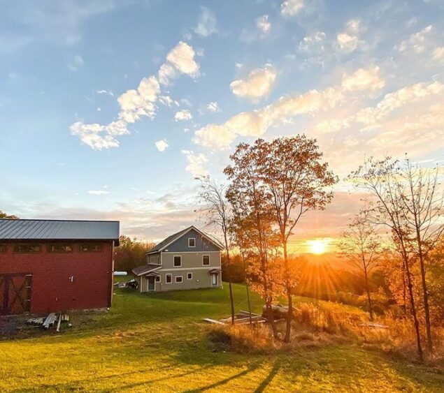 Vintage-Inspired Lighting Lends Authenticity to New Barn Home ...