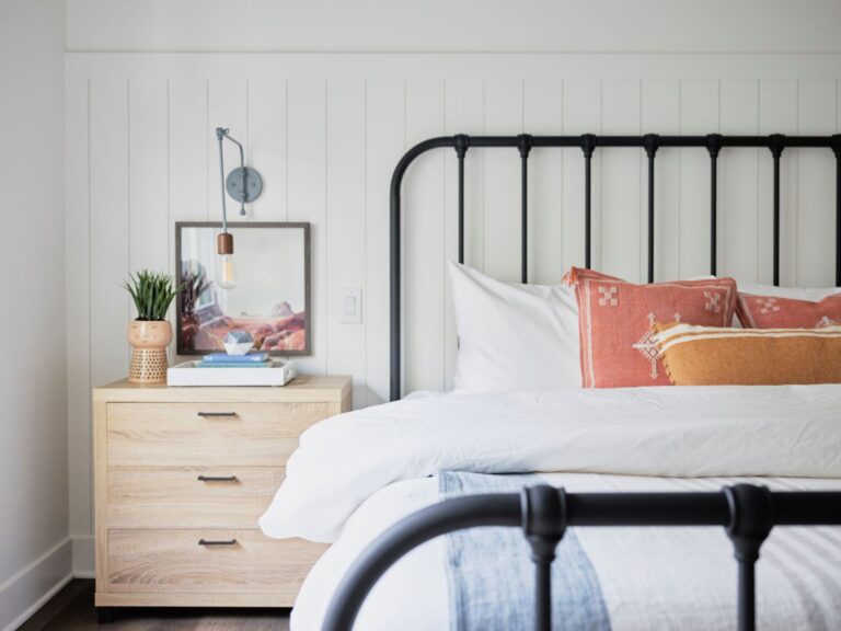 RR Early Avery Rafterhouse bed detail two