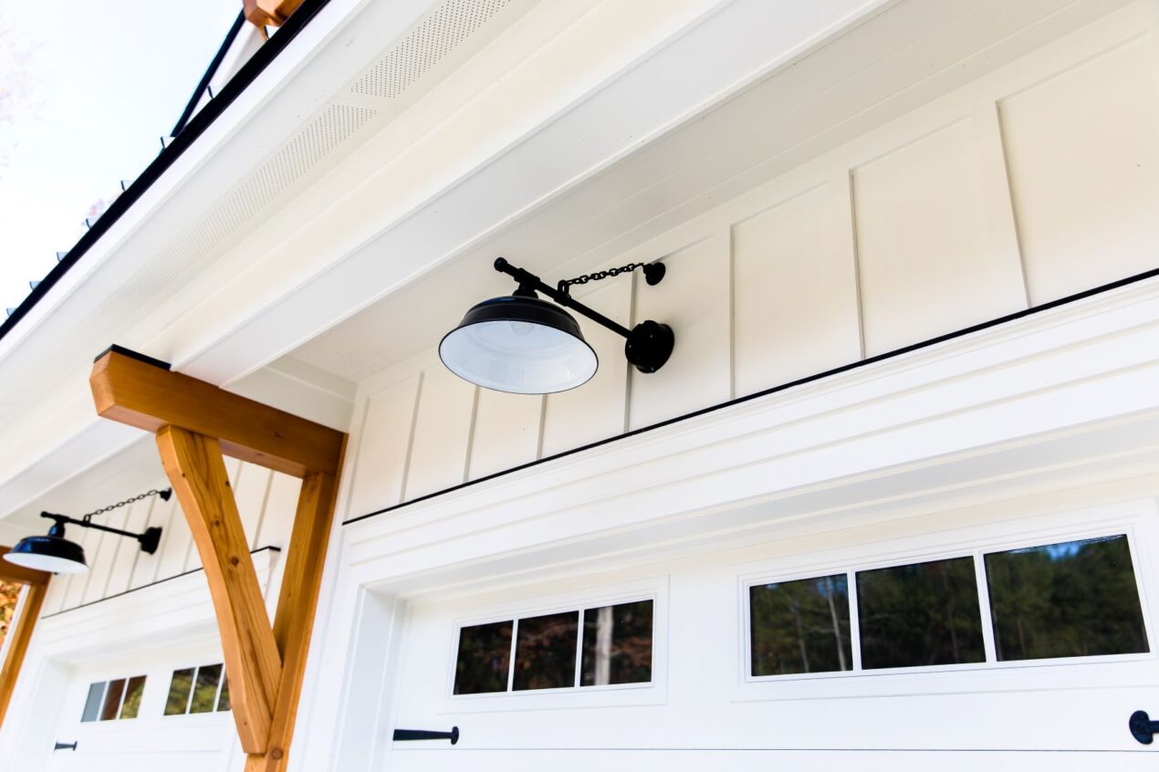 porcelain enamel gooseneck lighting