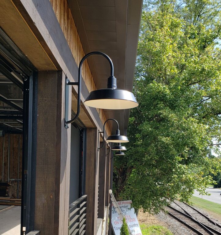 Original Warehouse Gooseneck Light 20in 100 Black G19arm3