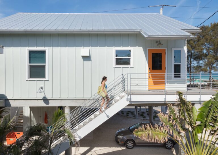 gooseneck barn light