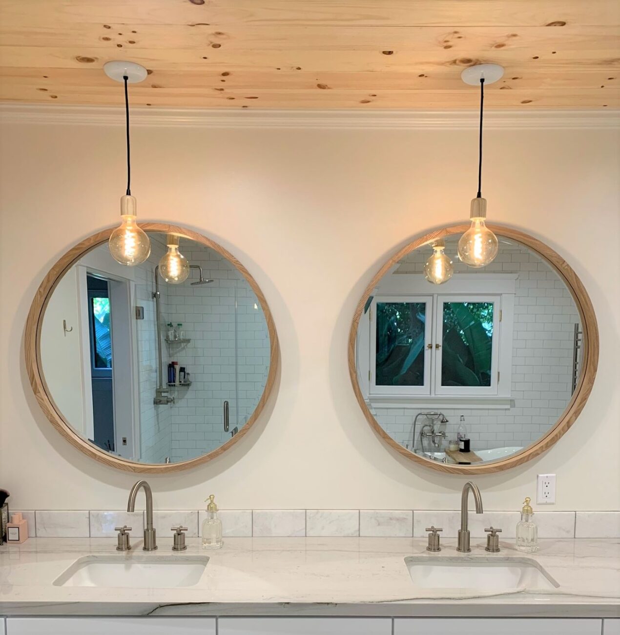 vanity lighting