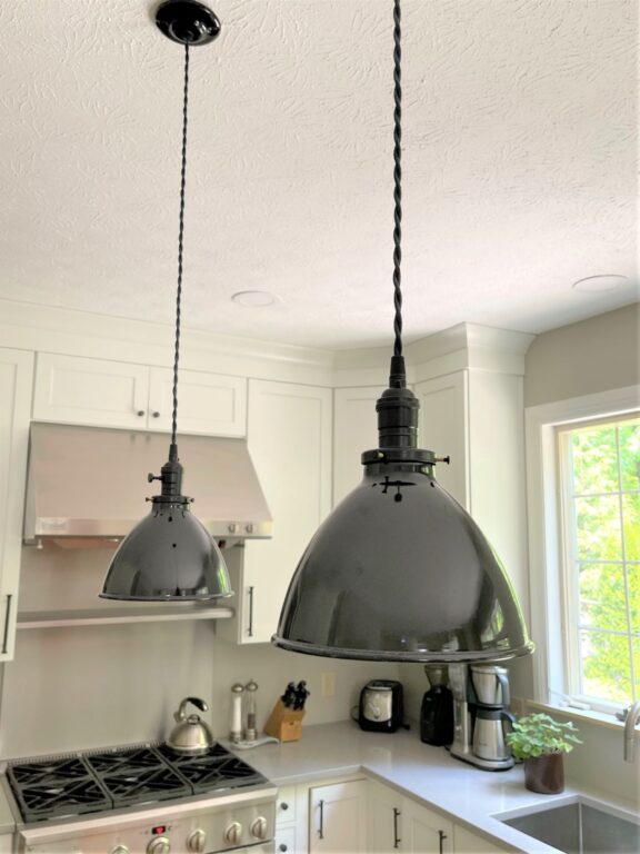 Kao Gladstone Pendant Light 8in 150 Black TBK BlackSocket KnobSwitch 60WEdison