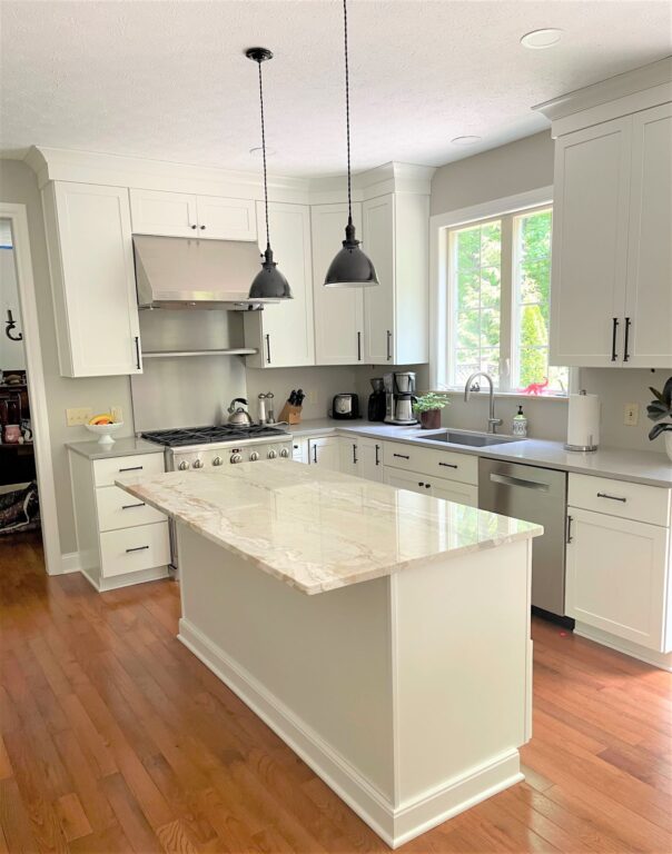 Kao Gladstone Pendant Light 8in 150 Black TBK BlackSocket KnobSwitch 60WEdison18