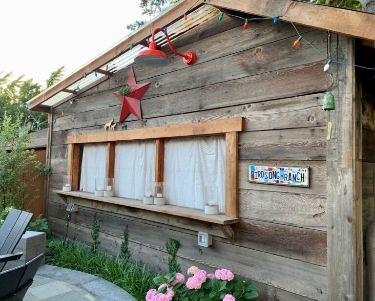 gooseneck barn lighting