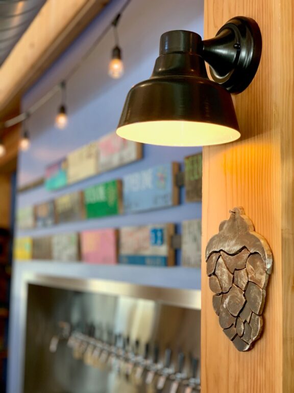 Bowie Wall Sconce 8in 100 Black4