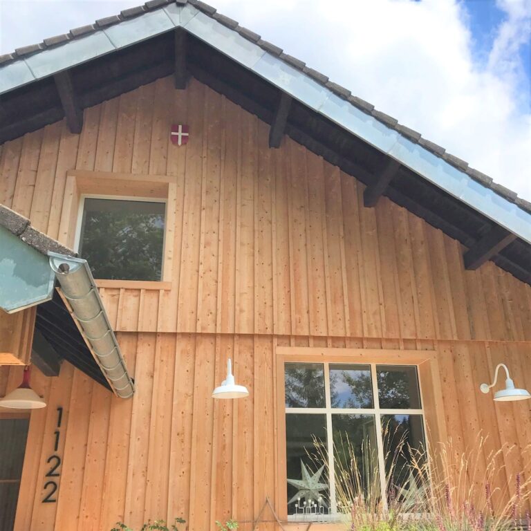 Original Gooseneck Light 16in 250 White G22arm5