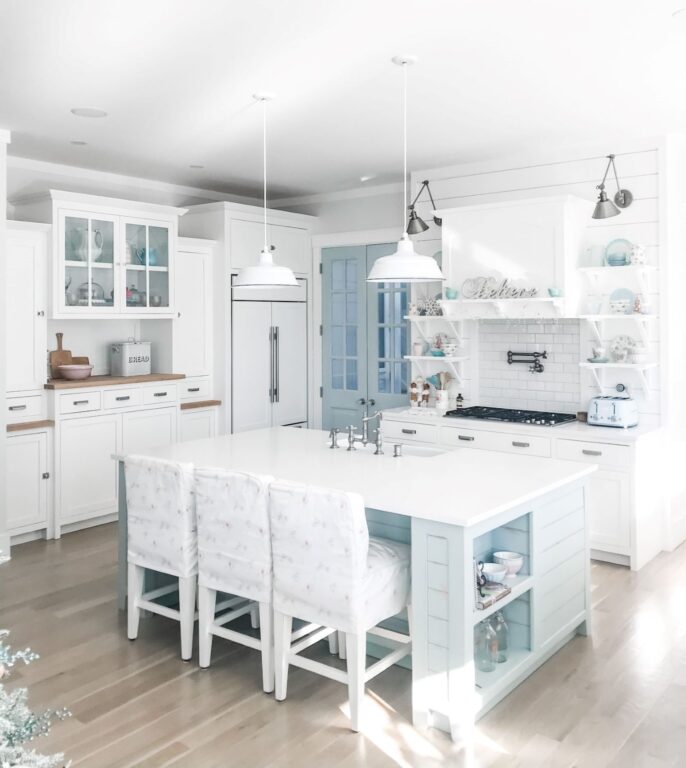 IMG 3323 residential interior kitchen Bomber Pendant Light 17in 250 White Standard White Cord Porcelain