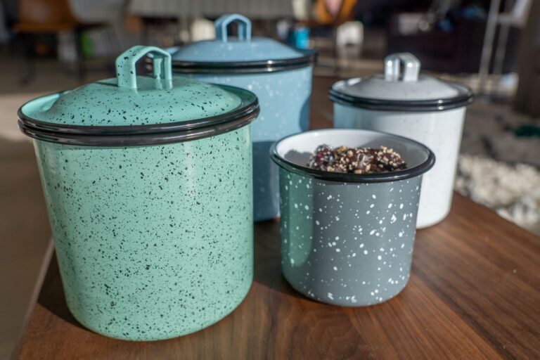 1 Qt Canister 860 Graphite White Speckles 2 Qt Canister 260 White Black Speckles 3 Qt Canister 365 Jadite Black Speckles 4 Qt Canister 766 Delphite White Speckles4