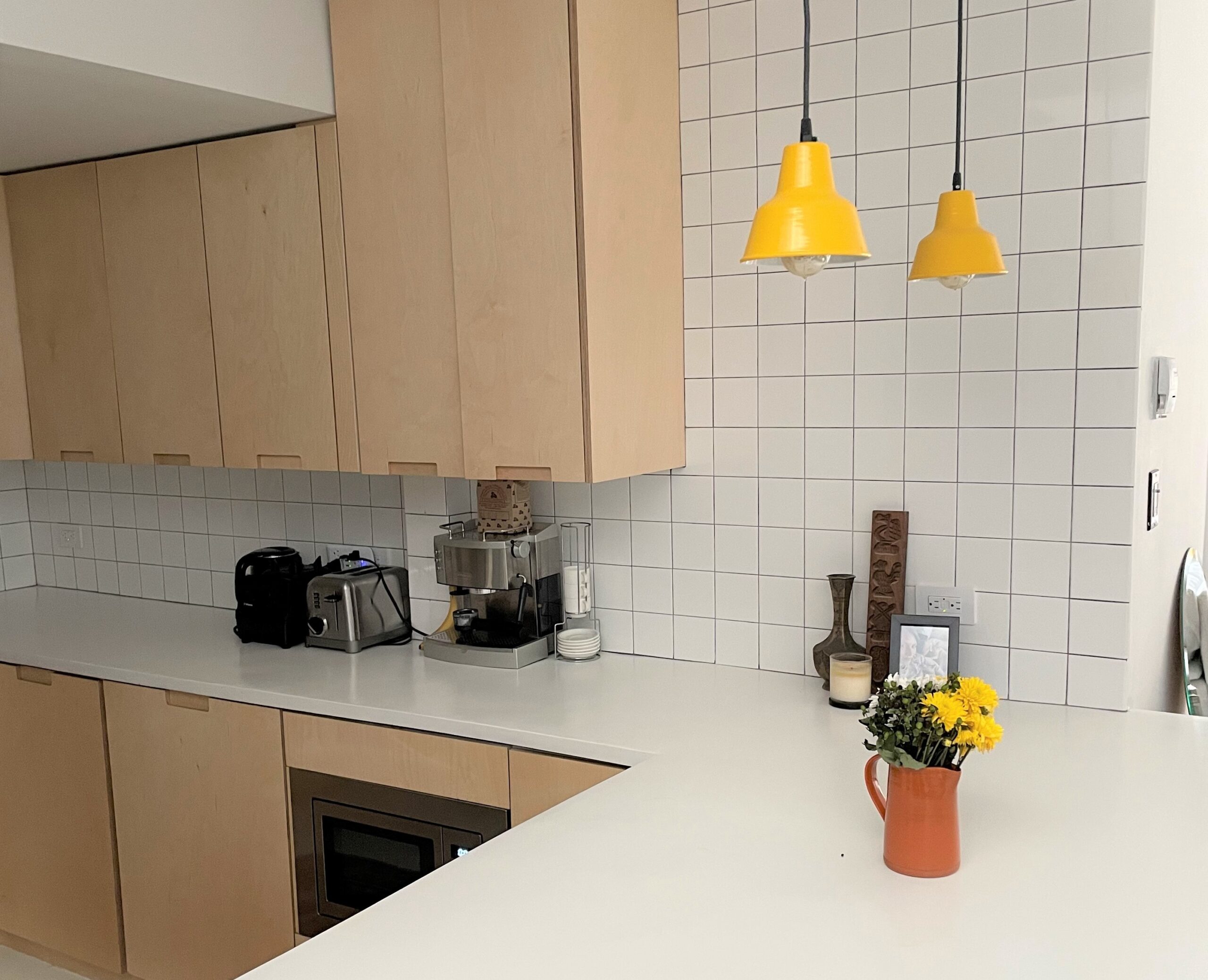 yellow kitchen pendant lights