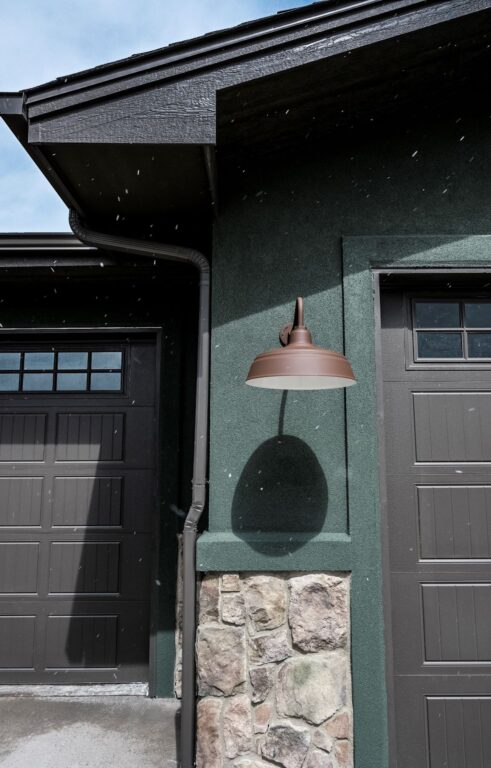 All Weather Gooseneck Farm Light Wall Mount 17in 605 Rust G31arm4