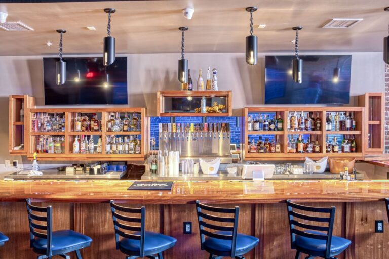 010 commercial interior bar lighting Milan Cylinder LED Chain Hung Pendant 100 Black Single Standard Slot SBK Clear Glass