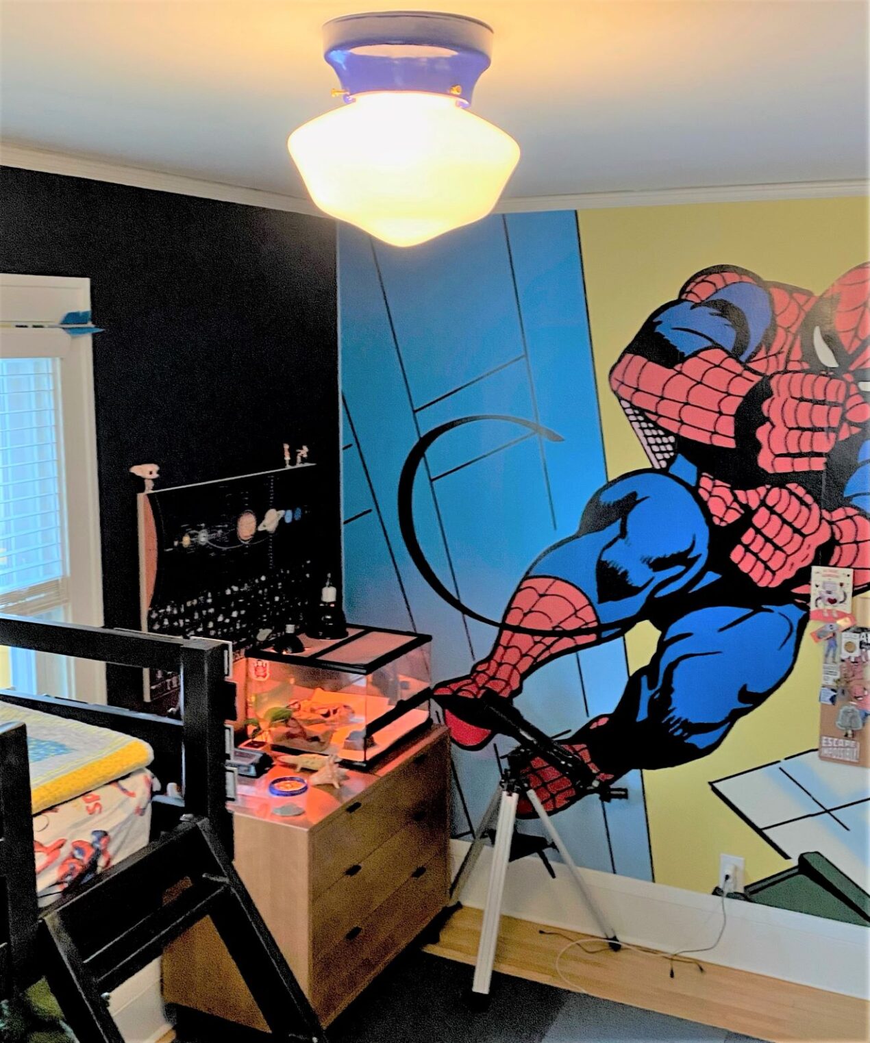 Lampe main Spiderman murale LED - Spider Shop