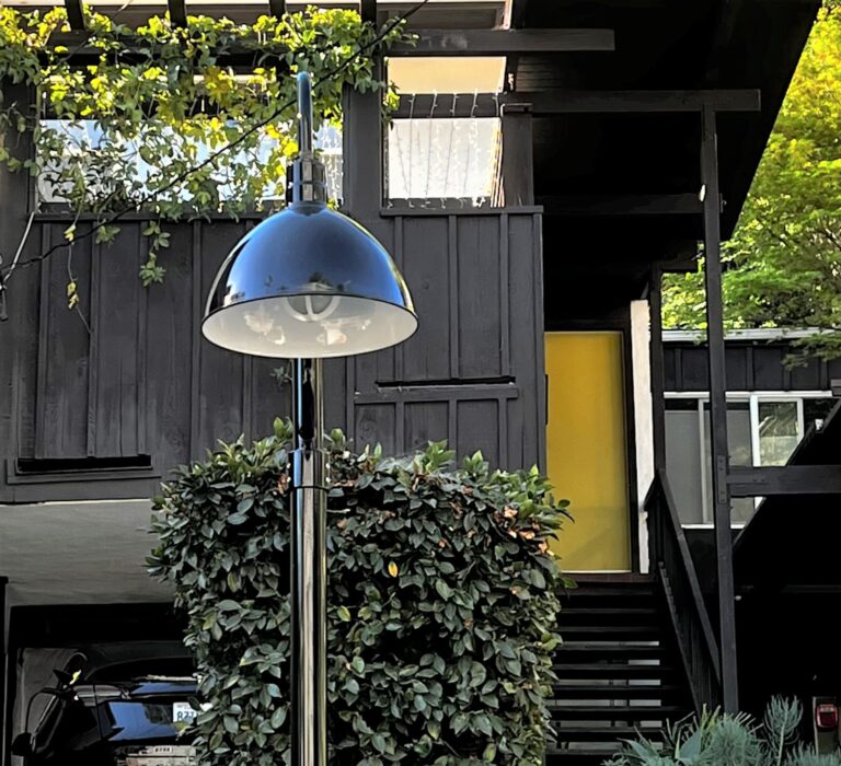 IMG 75272 residential exterior lighting landscape yard Wilcox Single Post Mount 16in 150 Black TGG 250 White Frosted Glass 8ft Smooth Pole 150 Black