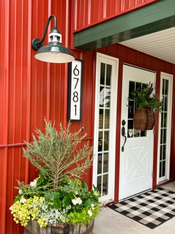 IMG 4198 residential exterior lighting entryway porch Outback Gooseneck 14in 300 Dark Green G26 No Cap 200 White Clear Glass