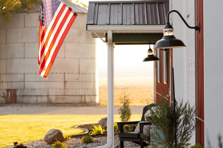 OBS 9331 residential exterior lighting entryway porch Outback Gooseneck 14in 300 Dark Green G26 No Cap 200 White Clear Glass