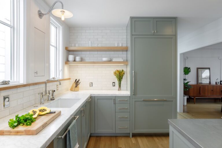 image 50736643 residential interior lighting kitchen Conoco Gooseneck 12in 200 White G26arm 975 Galvanized