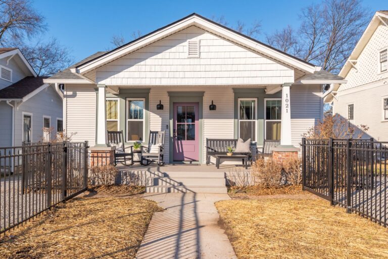 ext 05 residential exterior lighting porch Newport Gooseneck 9in 100 Black G26arm