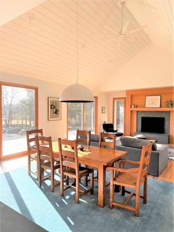 IMG 3013 residential interior lighting dining room Loma 28in Pendant 206 Matte White 940 Painted Aged Copper 10ft cable cord SWH