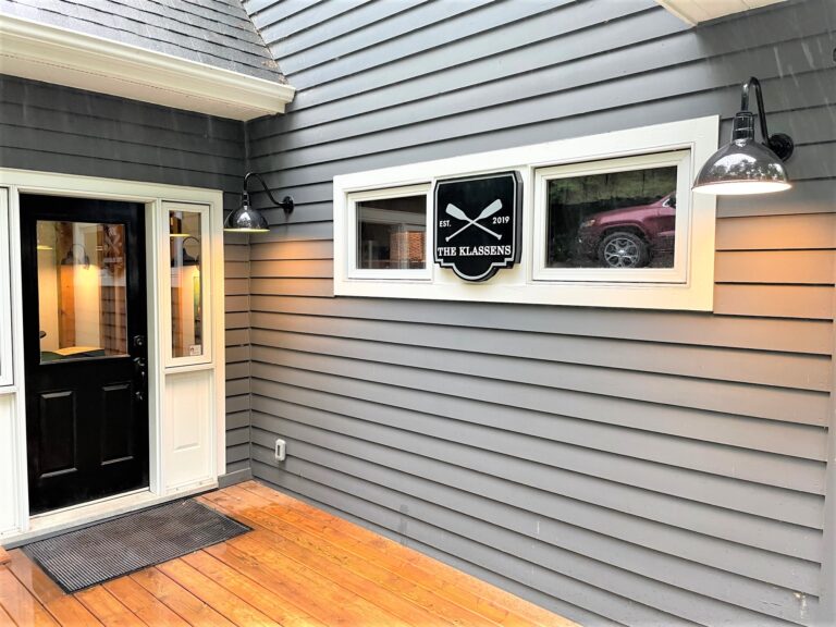 IMG 1645 residential exterior lighting on Wilcox Deep Bowl Gooseneck 12in 150 Black G26arm